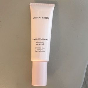 • Laura Mercier Primer •